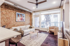 Artist Gallery Downtown 2Bed 2Bath Condo